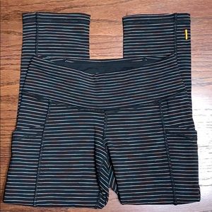 Lucy Capri leggings with pockets XS
